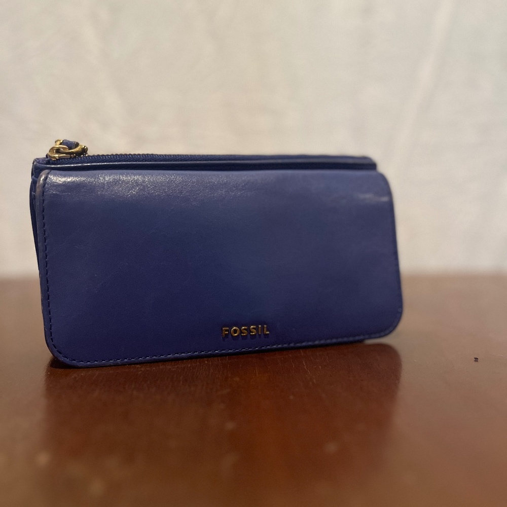 Fossil blue wallet